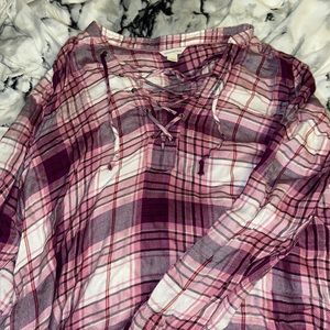 flannel long sleeved shirt